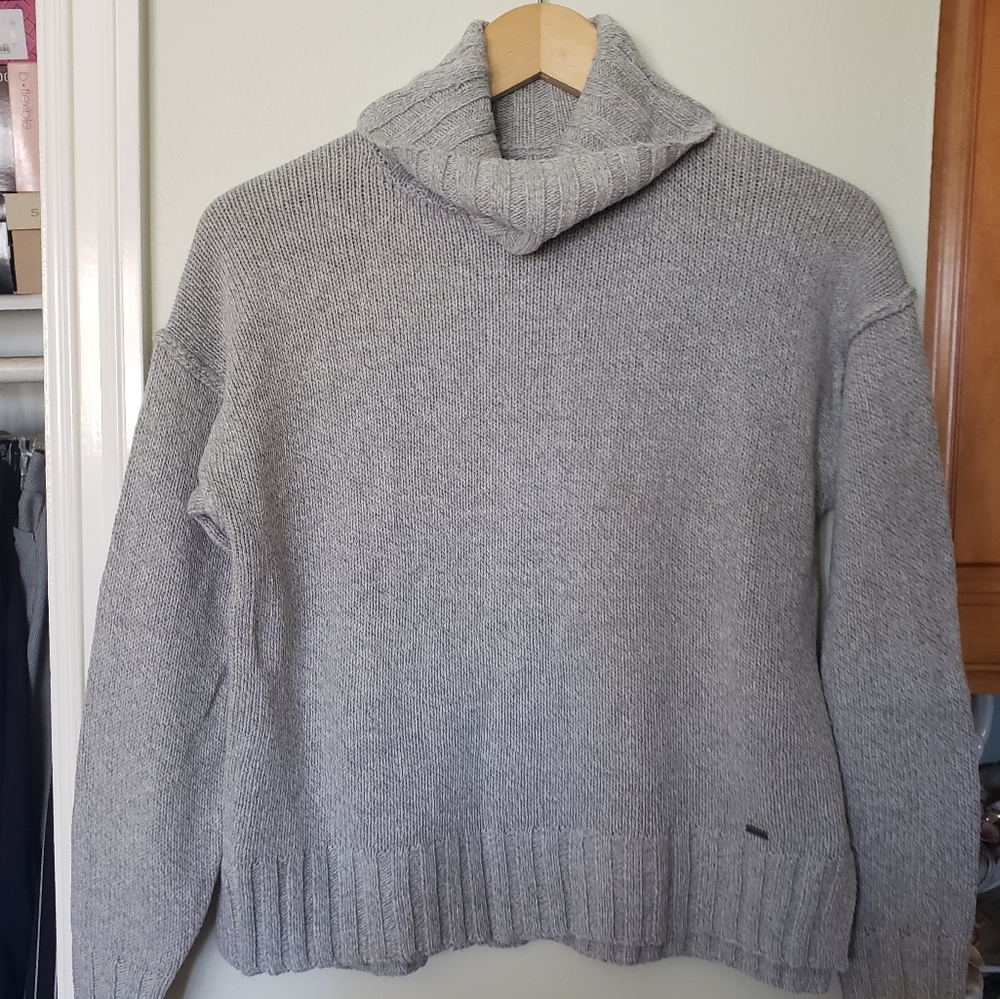 Hollister Grey Turtleneck Sweater